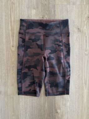 lululemon athletica Brown and Black Camo Bike Shorts